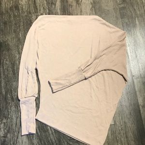 ❤️ Cute asymmetrical long sleeve top small